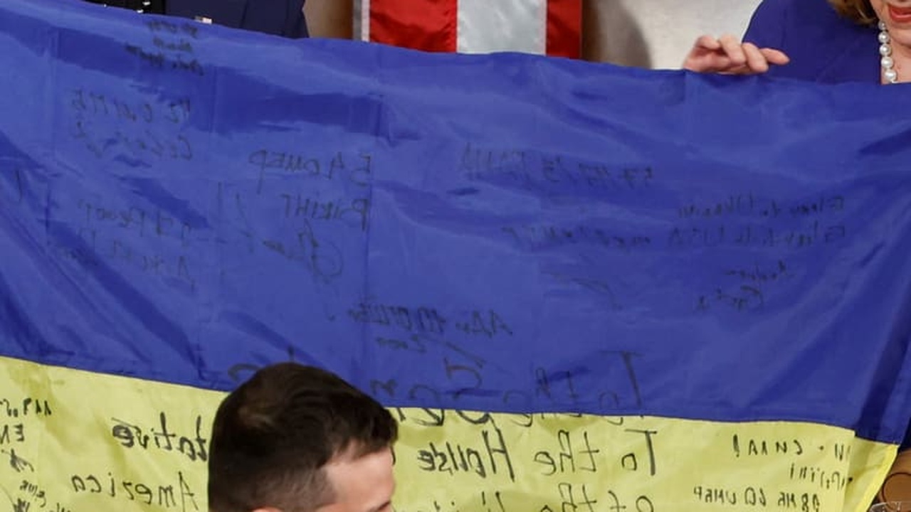 Selenskij bestätigt erste Gespräche zwischen USA, Russland und Ukraine