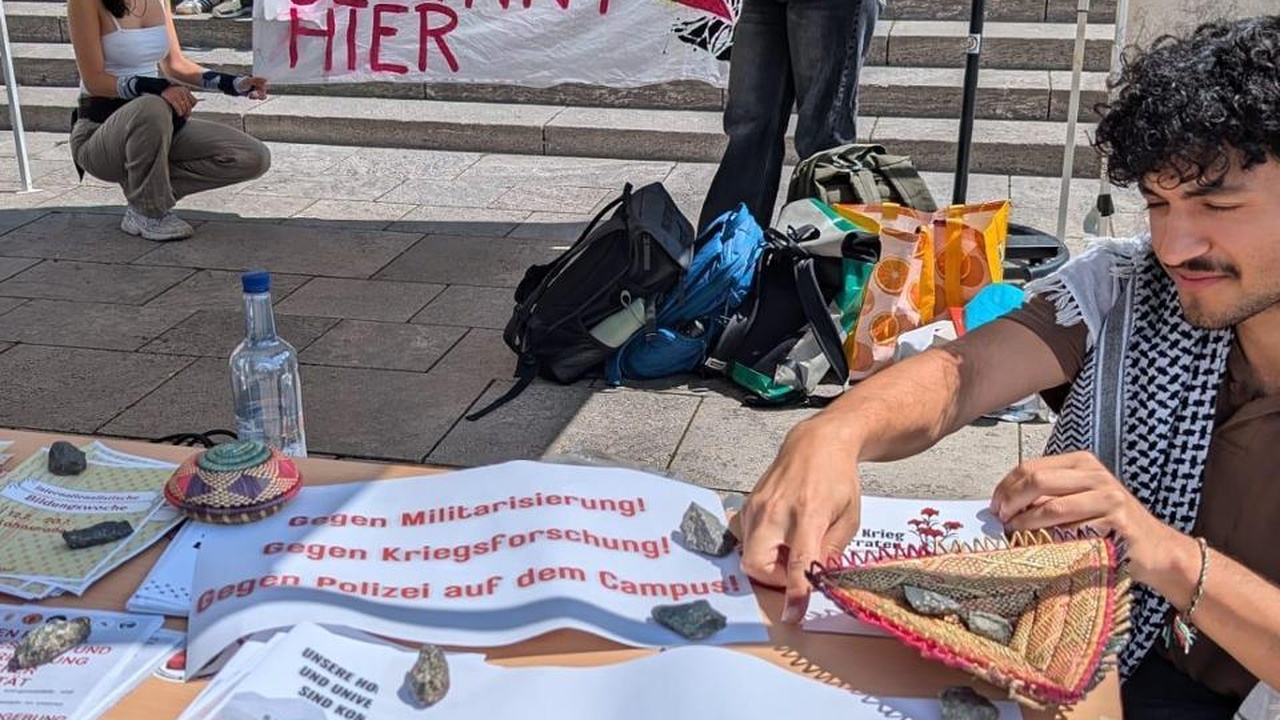 Höcke kritisiert Kriegswirtschaft und Militarisierung Ostdeutschlands