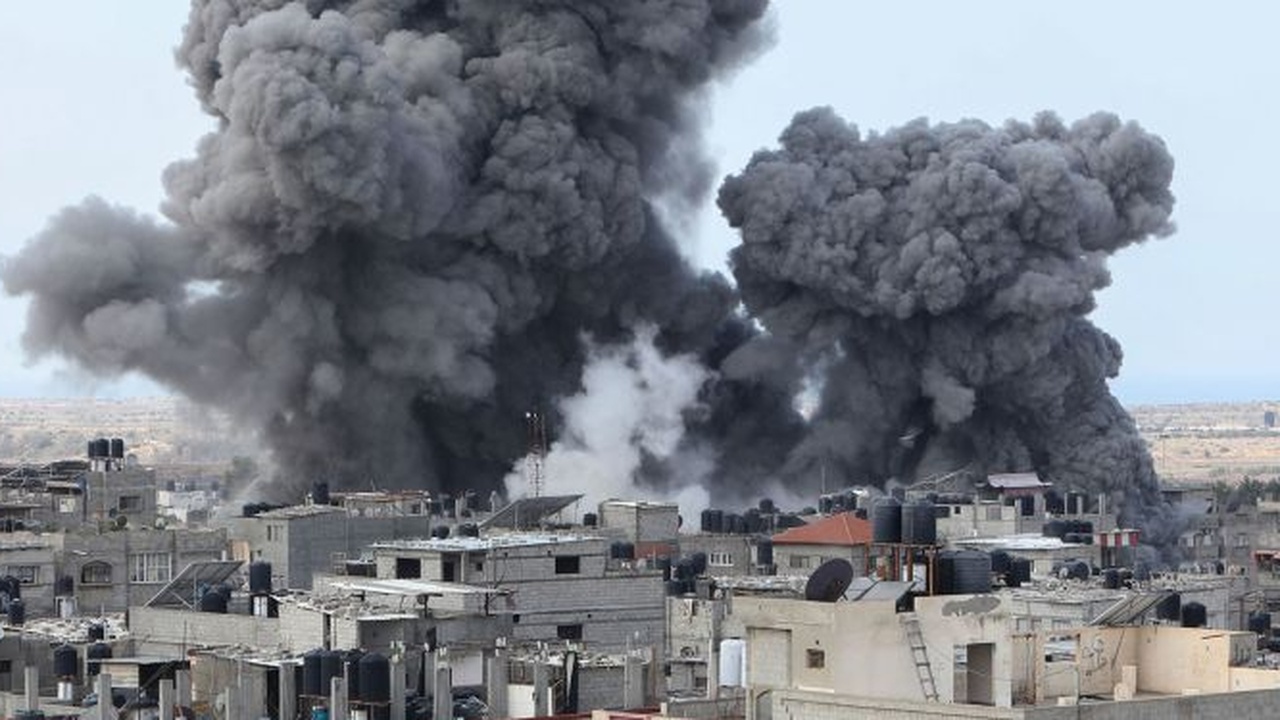 Israel greift Gaza mit Luftangriffen an, mehr als 20 Palästinenser getötet