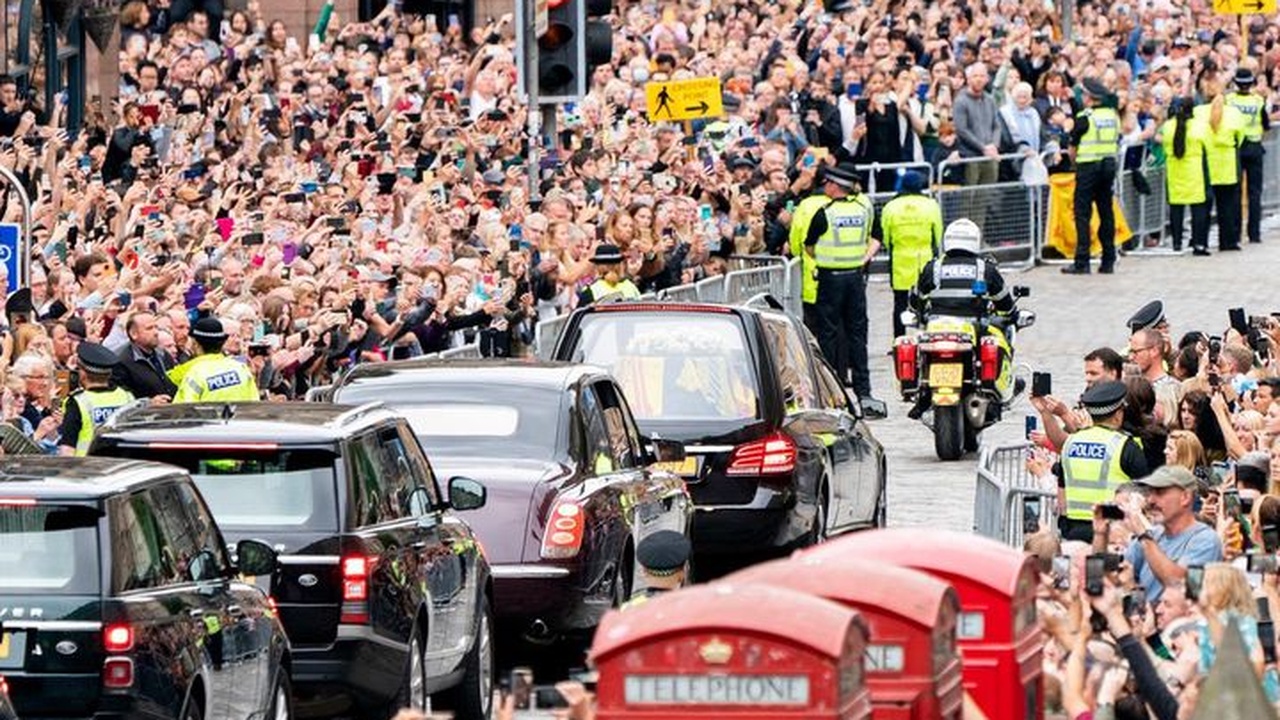 Polizeistaat im Netz: Wie Großbritannien die Meinungsfreiheit einschränkt