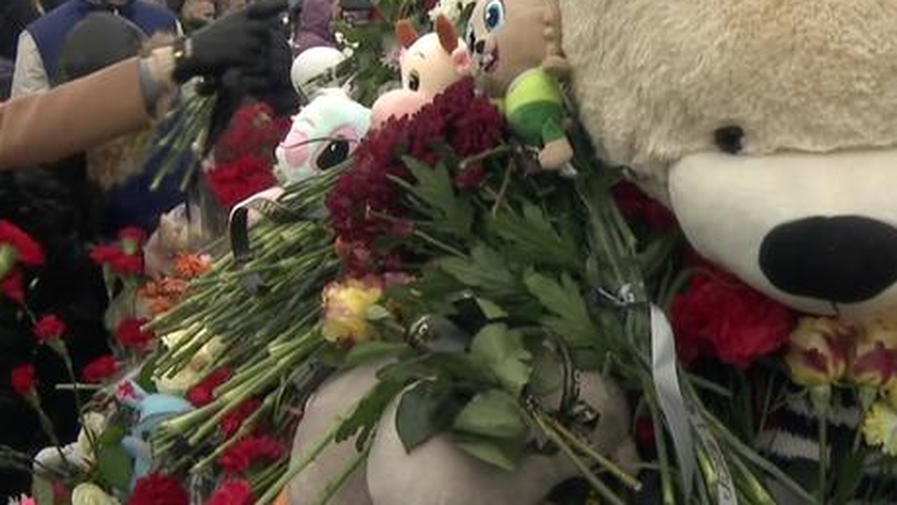 Mutmaßlicher Terroranschlag in Moskau: Zwei Polizisten getötet