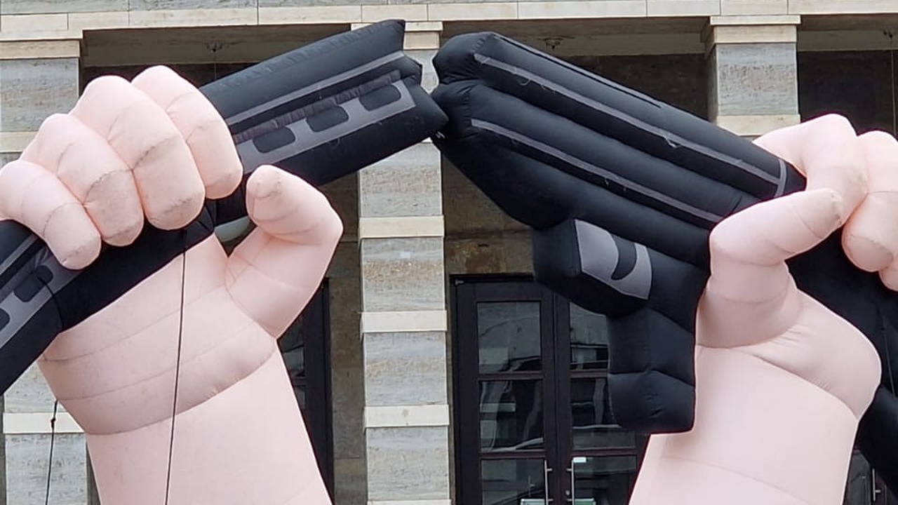 Proteste gegen Wehrpflicht in Köln: "Wir wollen nicht auf Menschen schießen!"