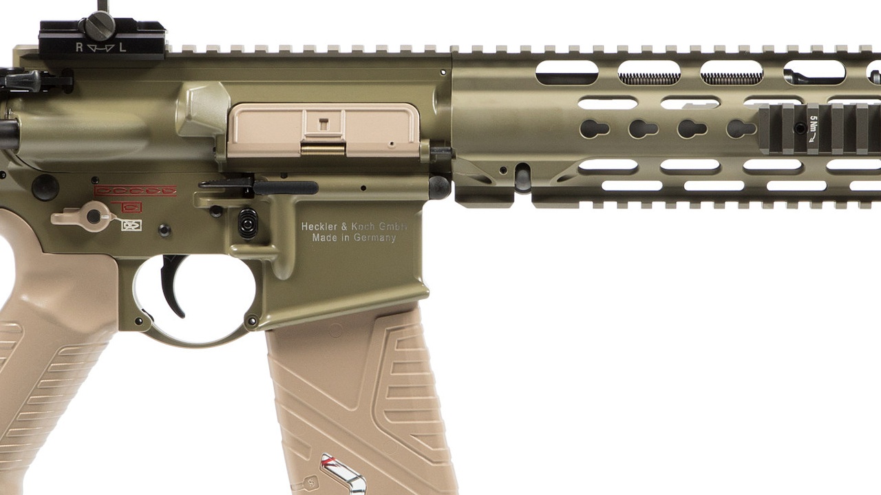 Syrischer Migrant bedroht Clubpersonal mit Sturmgewehr in Leipzig