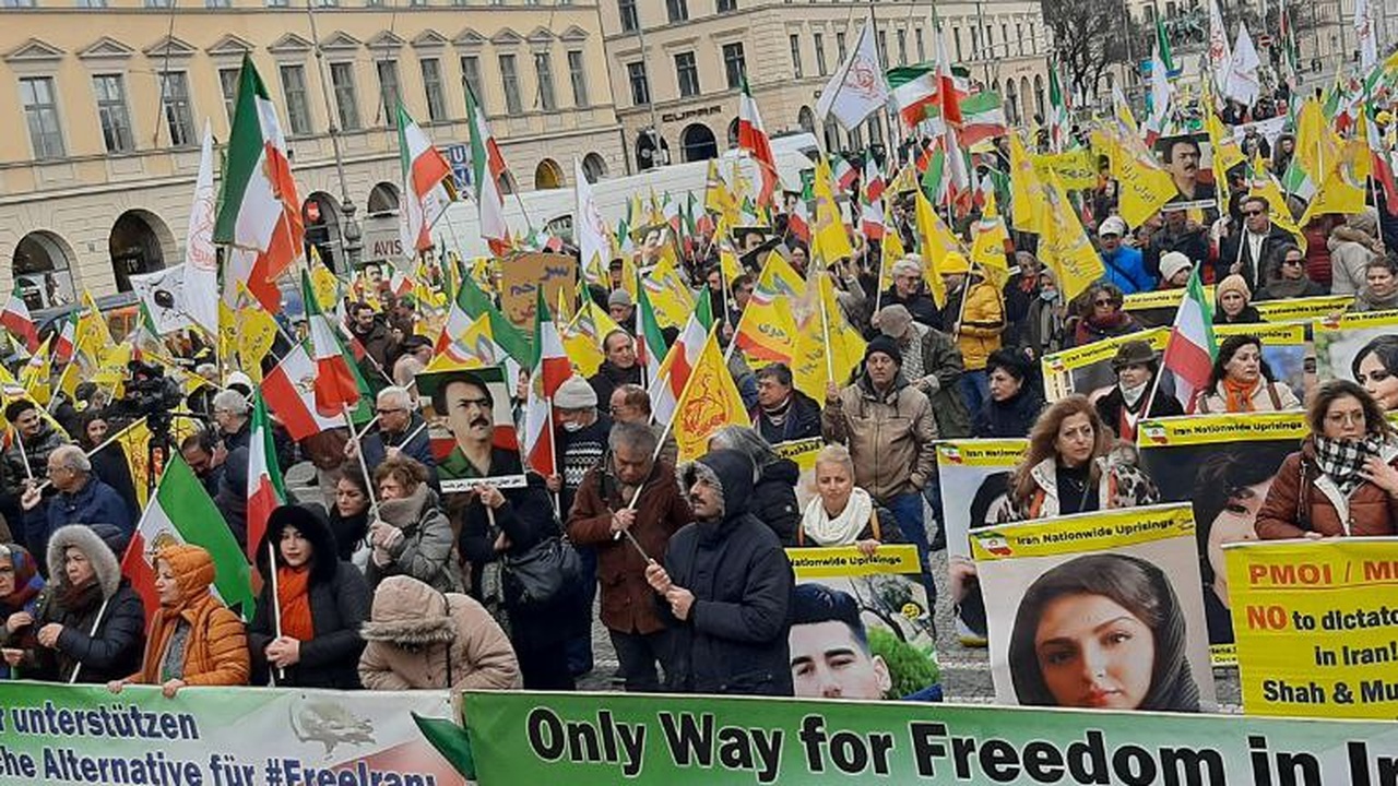 Demonstration gegen iranisches Mullah-Regime in München: Zahl der Teilnehmer deutlich niedriger als ursprünglich angegeben