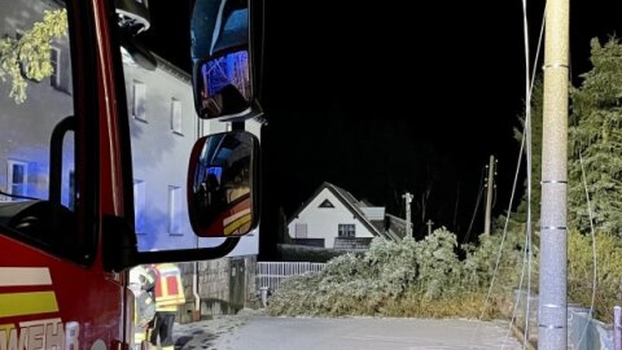 Schneesturm im Nordosten der USA - 400.000 Menschen ohne Strom