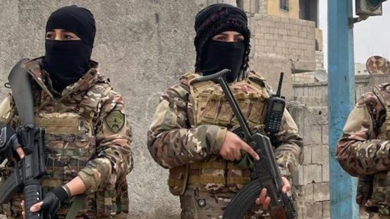 Syrische Streitkräfte gründen Kontrolle über Aleppo und verdrängen SDF