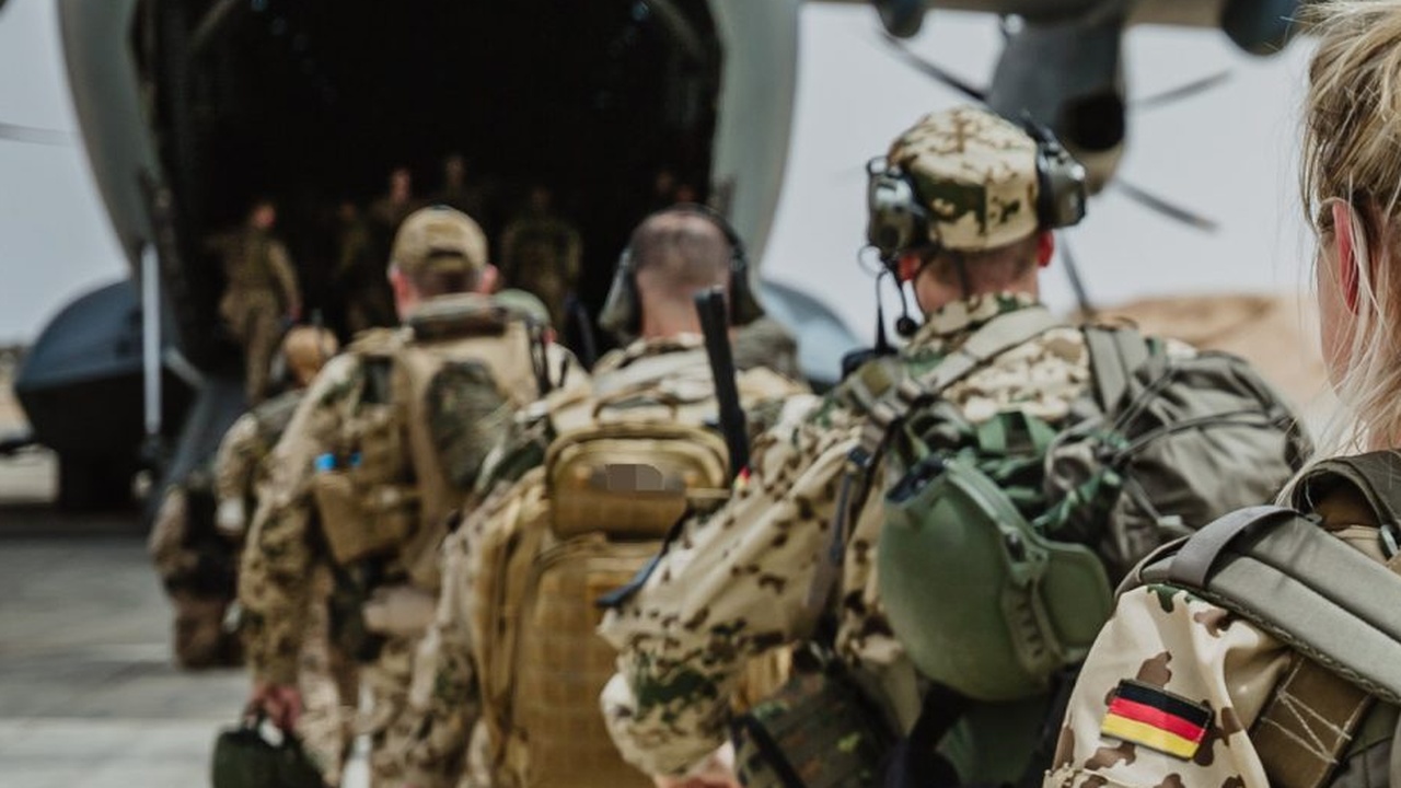 Europäische Politikaste plant Massenevakuierung vor dem Kriegsuntergang